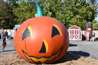 EAST HAMPTON CT - 3 Ekim 2022 'de görüldüğü gibi, Doğu Hampton, Connecticut' taki The Village.