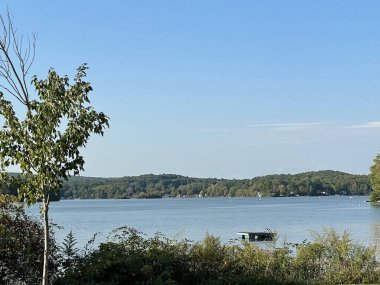 Doğu Hampton, Connecticut 'taki Seamster Park' ın rıhtım manzarası.