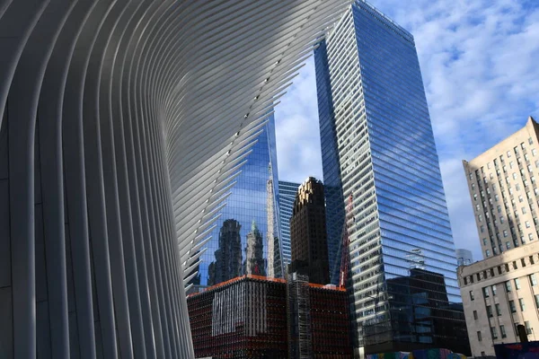 ニューヨーク 11月14日 2020年11月14日に見られるように ニューヨークのウェストフィールド世界貿易センター交通ハブのオキュラス 2016年8月16日にオープンした — ストック写真