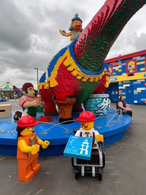 14 Mayıs 2022 'de Goshen, New York' taki Legoland 'da Brick Caddesi' nde görüldü..