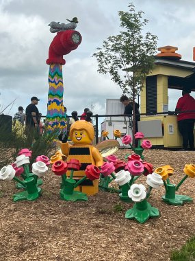 GOSHEN, NY - 14 Mayıs 2022 'de Goshen, New York' taki Legoland 'da Bricktopia.