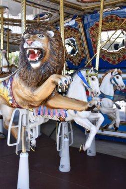 OXON HILLS, MD - 2 Nisan 2021 'de görülen Oxon Hills, Maryland' deki Ulusal Liman Atlıkarınca.