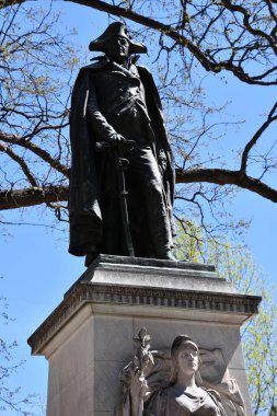 Tuğamiral John Barry Heykeli, 3 Nisan 2021 'de Washington' daki Franklin Park 'ta görüldü..