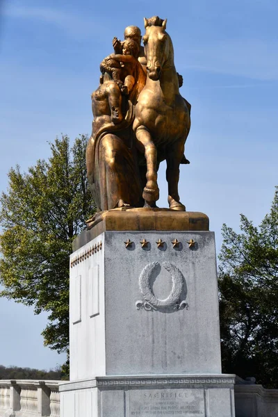 Washington Apr Arts War Statue Arlington Memorial Bridge Washington Seen — Stock Photo, Image