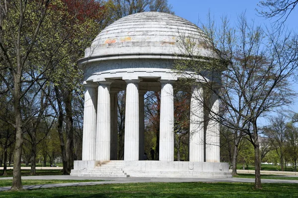 WASHINGTON DC - 5 Nisan 2021 'de Washington DC' de I. Dünya Savaşı 'nda görev yapmış Kolombiya Bölgesi vatandaşlarının anısına dikilen anıt.