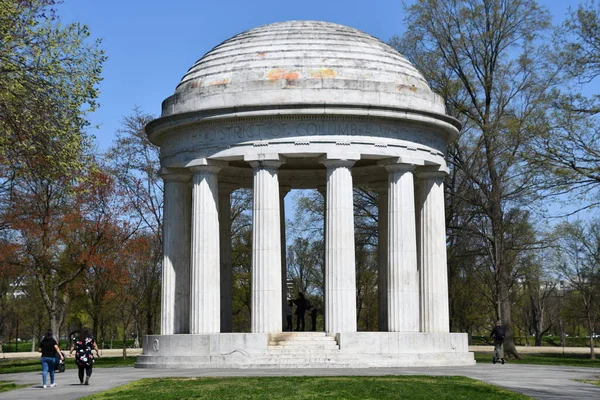 WASHINGTON DC - 5 Nisan 2021 'de Washington DC' de I. Dünya Savaşı 'nda görev yapmış Kolombiya Bölgesi vatandaşlarının anısına dikilen anıt.