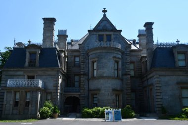 NORWALK, CT - 22 Mayıs 2022 'de Norwalk, Connecticut' taki Lockwood-Mathews Konak Müzesi 'nde görüldü..