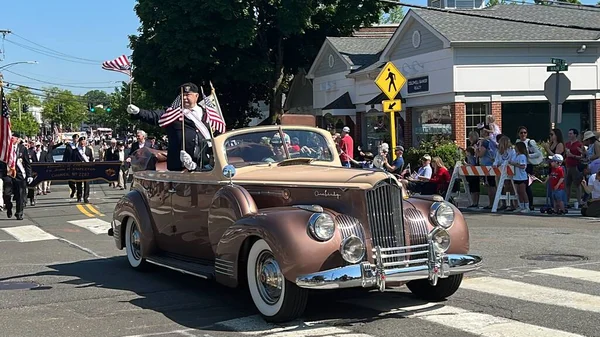 NEW CANAAN, CT - 30 Mayıs, New Canaan Memorial Day Parade, 30 Mayıs 2022.
