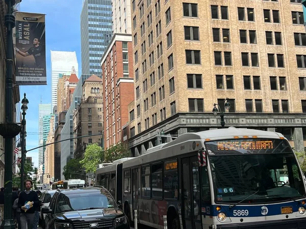 2022年5月30日 纽约曼哈顿Mta混合清洁能源巴士 Mta Hybrid Clean Energy Bus — 图库照片