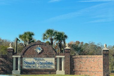 SOUTH CAROLINA - 20 Kasım 2021 'de görüldüğü üzere, ABD' deki Güney Carolina tabelasına hoş geldiniz..