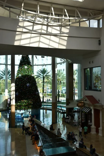 Orlando Nov Vánoční Stromek Obchoďáku Millenia Orlandu Floridě Jak Vidět — Stock fotografie