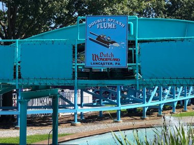 6 Eylül 2021 'de Lancaster, Pennsylvania' da Hollanda Harikalar Diyarı tema parkında görüldü..