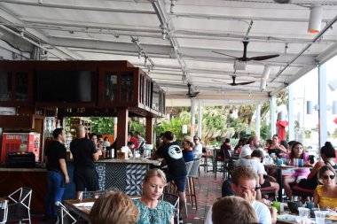 Fort Lauderdale Sahili Tatil Köyü, 5 Ağustos 2023 'te Florida' da görülen Lona Cocina Tequileria..