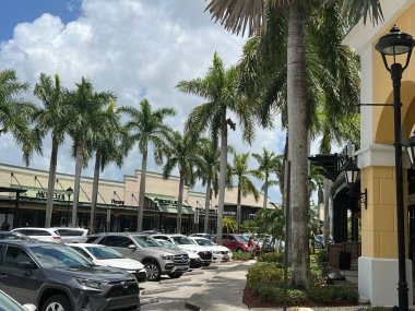 SUNRISE FL - AUG 7: Sawgrass Mills Outlet Mall in Sunrise, Florida, as seen on Aug 7, 2022.