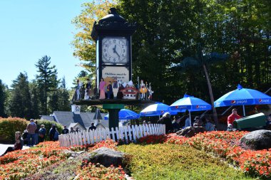 GLEN NH - SEP 24: Glen, New Hampshire 'daki Masal Diyarı Lunaparkı, 24 Eylül 2022.