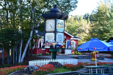 GLEN NH - SEP 24: Glen, New Hampshire 'daki Masal Diyarı Lunaparkı, 24 Eylül 2022.