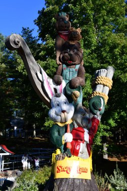 GLEN NH - SEP 24: Glen, New Hampshire 'daki Masal Diyarı Lunaparkı, 24 Eylül 2022.