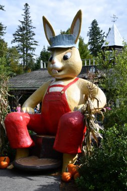 JEFFERSON NH - 25 Temmuz 2022 'de Jefferson, New Hampshire' da görülen Noel Baba Köyü eğlence parkı.