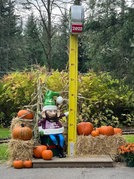 JEFFERSON NH - 25 Temmuz 2022 'de Jefferson, New Hampshire' da görülen Noel Baba Köyü eğlence parkı.