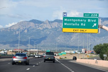 ALBUQUERQUE NM - 24 Temmuz 2021 'de New Mexico' da Albuquerque civarında görüldü..