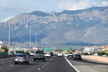 ALBUQUERQUE NM - 24 Temmuz 2021 'de New Mexico' da Albuquerque civarında görüldü..
