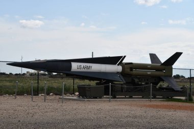 ALBUQUERQUE NM - 24 Temmuz 2021 'de New Mexico, Albuquerque' deki Ulusal Nükleer Bilim ve Tarih Müzesi 'ndeki Miras Parkı.