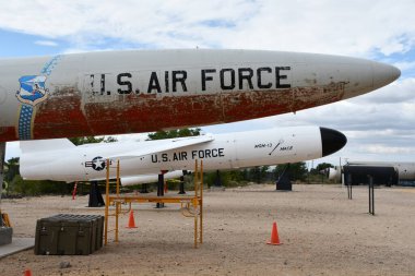 ALBUQUERQUE NM - 24 Temmuz 2021 'de New Mexico, Albuquerque' deki Ulusal Nükleer Bilim ve Tarih Müzesi 'ndeki Miras Parkı.