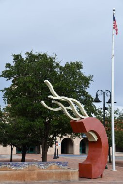 ALBUQUERQUE NM - 25 Temmuz 2021 'de Albuquerque, New Mexico' daki Alvarado Taşımacılık Merkezi.