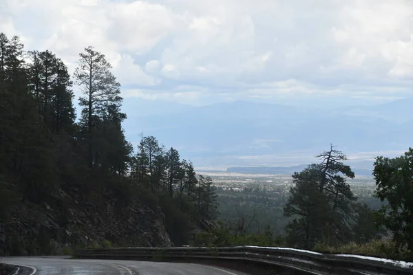 Dirigir Através Jemez Springs Santa Novo México — Fotografia de Stock