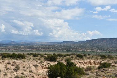 Albuquerque 'den Santa Fe' ye kadar New Mexico 'da manzara gezisi.