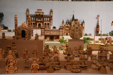 SANTA FE NM - 27 Temmuz 2021 'de Santa Fe, New Mexico' daki Uluslararası Halk Sanatları Müzesi.