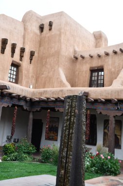 SANTA FE NM - 28 Temmuz 2021 'de New Mexico Sanat Müzesi Santa Fe, New Mexico. 