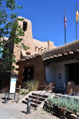 SANTA FE NM - 28 Temmuz 2021 'de New Mexico Sanat Müzesi Santa Fe, New Mexico. 