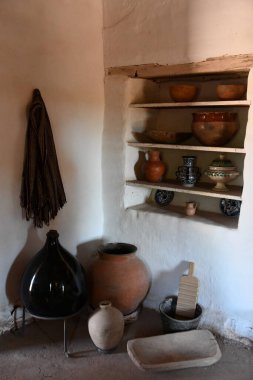 Santa Fe, New Mexico 'daki El Rancho De Las Golondrinas, 28 Temmuz 2021' de görüldü. Yaşayan bir tarih müzesi, stratejik olarak bir zamanlar Camino Real 'de yer alan, Mexico City' den Santa Fe 'ye kadar uzanan Kraliyet Yolu' nda..  