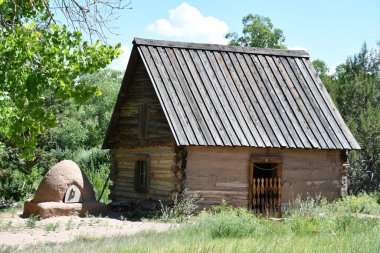 Santa Fe, New Mexico 'daki El Rancho De Las Golondrinas, 28 Temmuz 2021' de görüldü. Yaşayan bir tarih müzesi, stratejik olarak bir zamanlar Camino Real 'de yer alan, Mexico City' den Santa Fe 'ye kadar uzanan Kraliyet Yolu' nda.. 