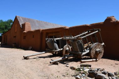 Santa Fe, New Mexico 'daki El Rancho De Las Golondrinas, 28 Temmuz 2021' de görüldü. Yaşayan bir tarih müzesi, stratejik olarak bir zamanlar Camino Real 'de yer alan, Mexico City' den Santa Fe 'ye kadar uzanan Kraliyet Yolu' nda..  