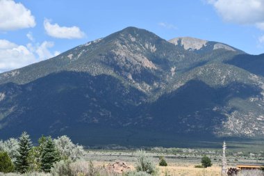 Santa Fe, New Mexico 'dan Taos Manzaralı Yol