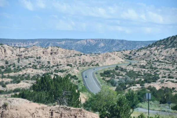 ニューメキシコ州サンタフェからタオス風景バイウェイへの高速道路 — ストック写真