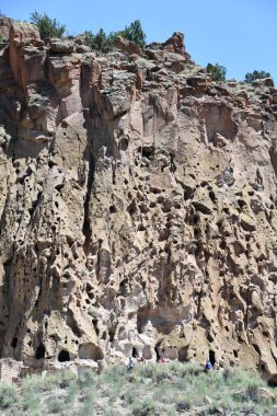 LOS ALAMOS NM - 30 Temmuz 2021 'de Los Alamos, New Mexico' daki Bandelier Ulusal Anıtı.