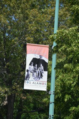 Keşiflerin yapıldığı yer Los Alamos, New Mexico