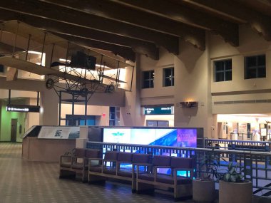 ALBUQUERQUE NM - 30 Temmuz 2021 'de New Mexico' da görülen Albuquerque Uluslararası Sunport Havaalanı ABQ.