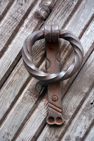 Ancient metal door knob in Tallinn, Estonia — Stock Photo, Image