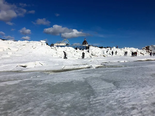 Zelenogorsk Rússia Fevereiro 2107 Gelo Costa Golfo Finlândia Primavera Inverno — Fotografia de Stock