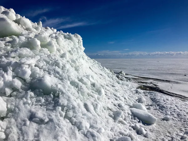 Gelo Hummocks Costa Golfo Finlândia Primavera Inverno Temporada Zelenogorsk São — Fotografia de Stock