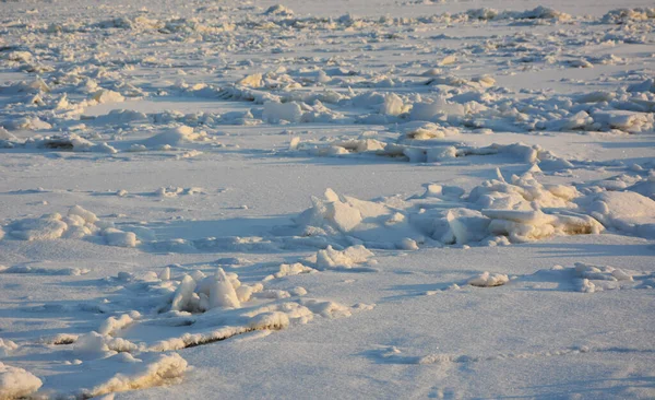 Hummocks Ghiaccio Sulla Costa Del Golfo Finlandia Nella Stagione Primaverile — Foto Stock