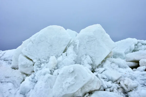 Ledové Pahorky Pobřeží Finského Zálivu Jarní Zimní Sezóně Zelenogorsk Petrohrad — Stock fotografie
