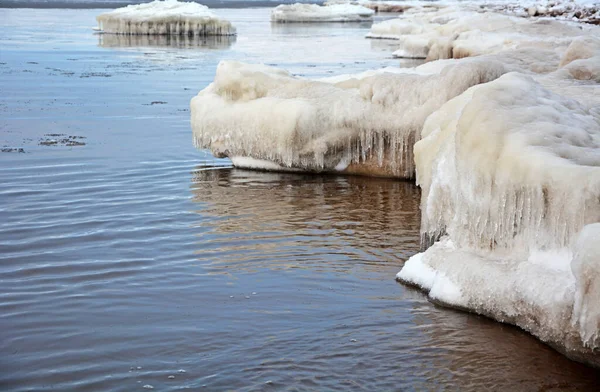 Frozen Coast Gulf Finland Bizarre Form Ice Zelenogorsk Russia Spring — Stock Photo, Image