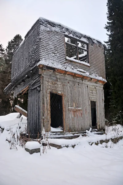 Vecchia Abbandonata Casa Legno Zelenogorsk Russia Cadendo Dacie Una Completa — Foto Stock