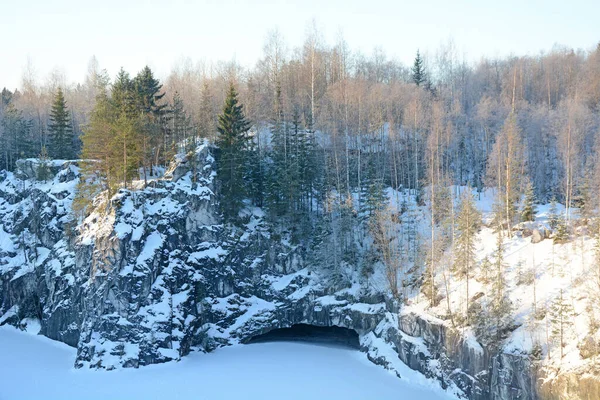 Beroemde Marmeren Steengroeve Republiek Karelië Rusland Ruskeala Steengroeve Een Zonnige — Stockfoto