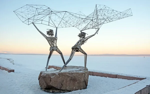 Petrozavodsk Republique Karelia Russie Janvier 2017 Monument Deux Pêcheurs Américains Image En Vente